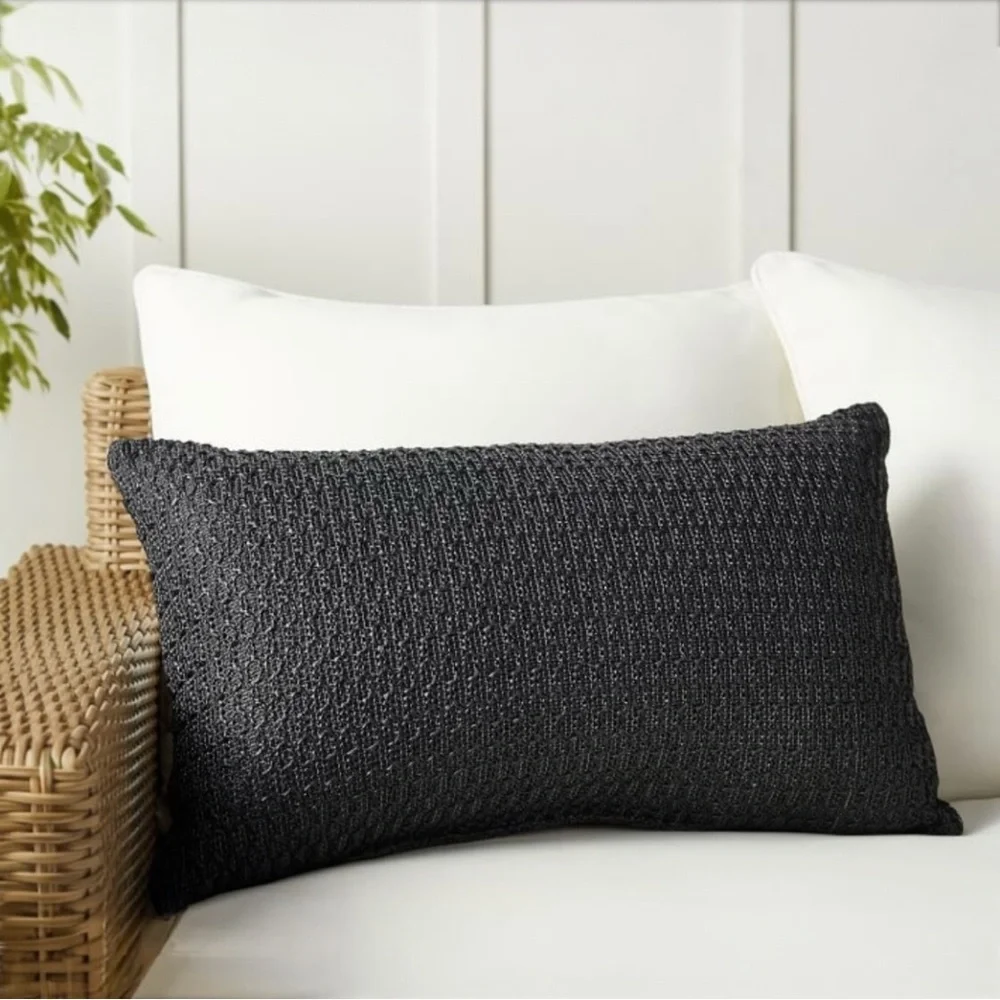 Pottery Barn Faux Natural Fiber Honeycomb Outdoor Lumbar Pillow 13x24